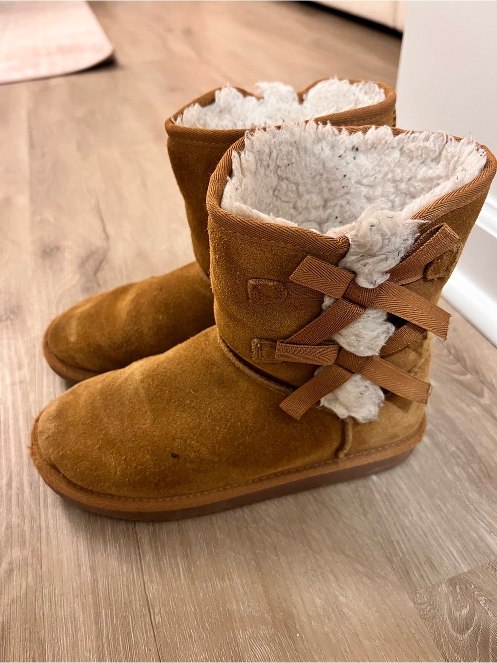 UGG Koolaburra Suede Sherpa Lined Winter Boots Y3